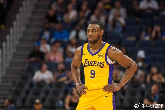 哈登23+11库里两次崴脚提前伤退 快船力克勇士